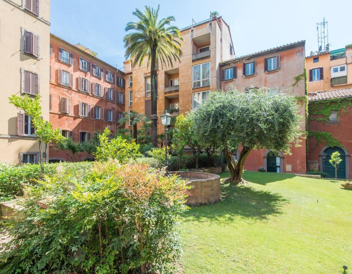 Appartamento Trevi Luxury With Terrace Roma Esterno foto