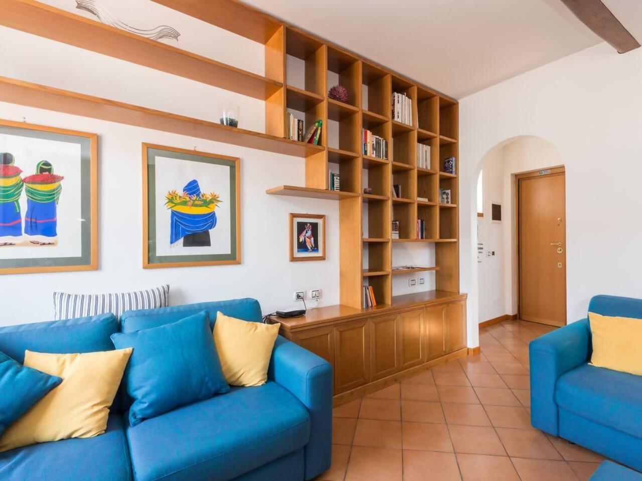 Appartamento Trevi Luxury With Terrace Roma Esterno foto